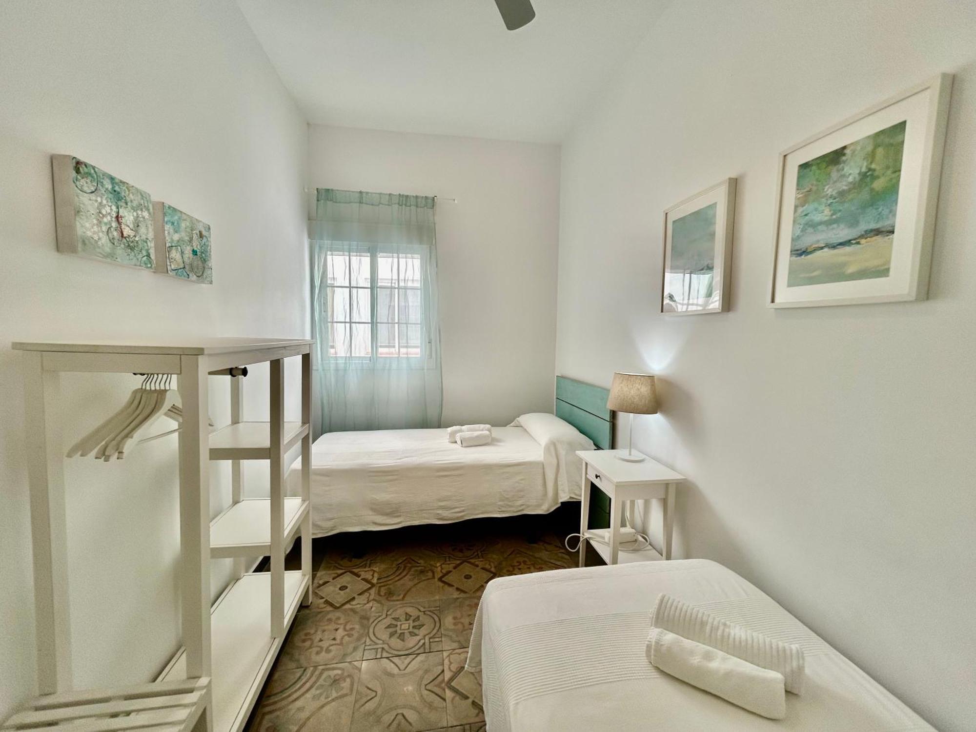 Acogedor Apt 8Pax 4Bdr 2Bth - Cozyhomesevilla1 Exterior foto